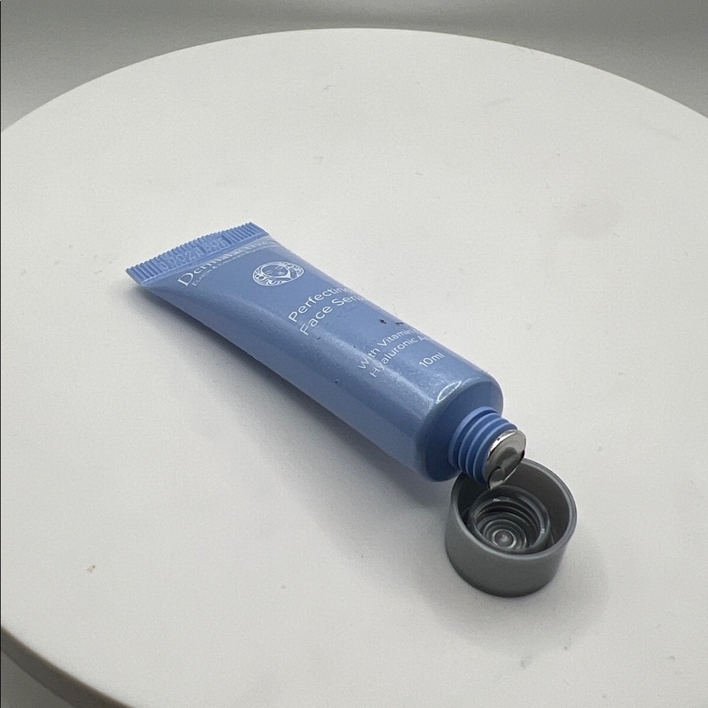 Dermalactives Perfecting Face Serum - Picture 3 of 4